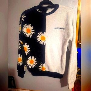 COPY - Sunshine Daisy Contrast Sweater